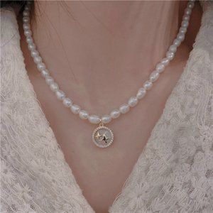 pearl necklace